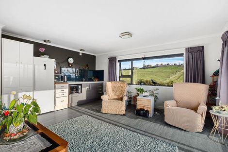 Photo of property in 169 King Road, Inglewood, 4386