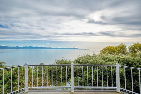 Photo of property in 11 Grenville Terrace, Moana, Nelson, 7011