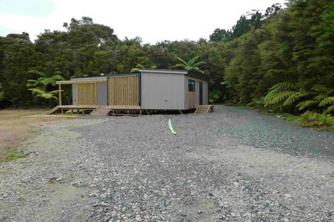 Photo of property in 122-126 Carter Road, Oratia, Auckland, 0604