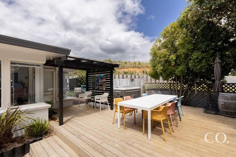 Photo of property in 4 Beach Grove, Omokoroa, 3114