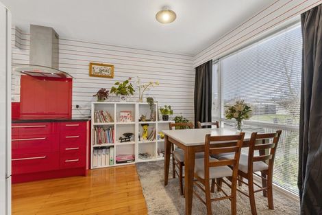 Photo of property in 17 Oriana Crescent, Hornby, Christchurch, 8042