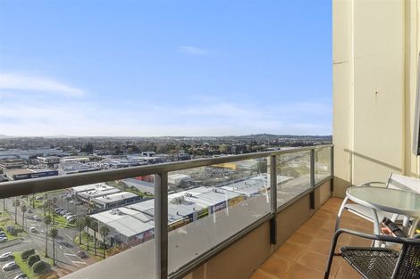 Photo of property in The Rennaissance, 16e/18 Ronwood Avenue, Manukau, Auckland, 2104