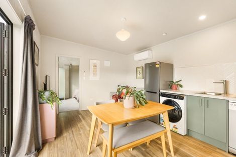 Photo of property in 60 Neplusultra Street, Cromwell, 9310