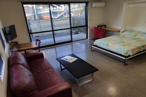 Photo of property in 33 Grove Road, Addington, Christchurch, 8024