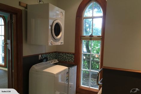 Photo of property in 2/158 Breaker Bay Road, Breaker Bay, Wellington, 6022