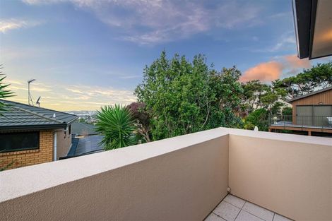 Photo of property in 86 San Valentino Drive, Henderson, Auckland, 0612