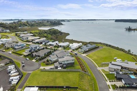 Photo of property in 17 Wairere Rise, Omokoroa, 3114