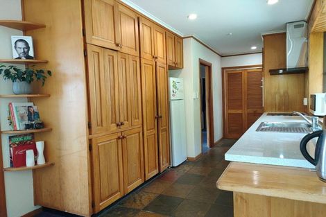 Photo of property in 8b Cam Street, Island Bay, Wellington, 6023