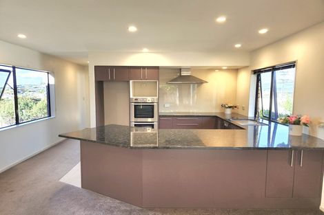 Photo of property in 43 Bleakhouse Road, Howick, Auckland, 2014