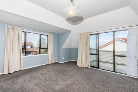 Photo of property in 45a Satara Crescent, Khandallah, Wellington, 6035