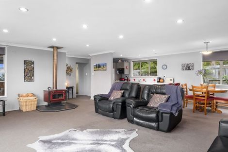 Photo of property in 17 Coach Road, Fairfield, Dunedin, 9018