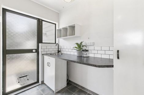 Photo of property in 25 Endeavour Avenue, Welcome Bay, Tauranga, 3112