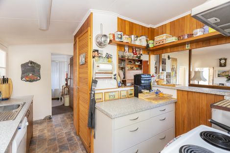 Photo of property in 6 Tamar Street, South Hill, Oamaru, 9400