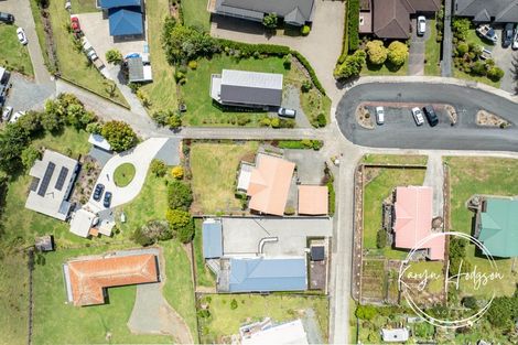 Photo of property in 12 Ash Grove, Maungaturoto, 0520