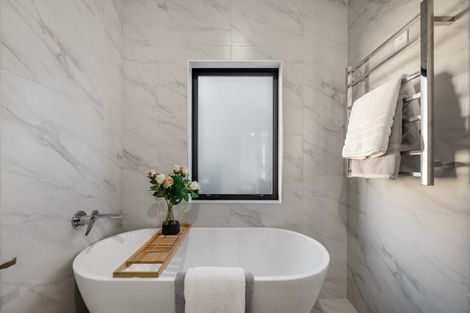 Photo of property in 41b Sunnynook Road, Forrest Hill, Auckland, 0620