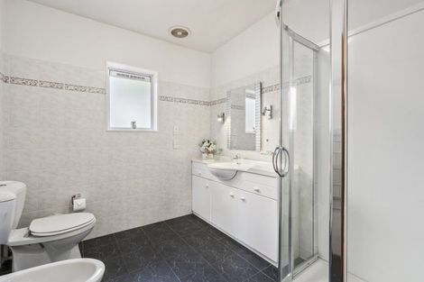 Photo of property in 11f Duncan Street, Tawa, Wellington, 5028