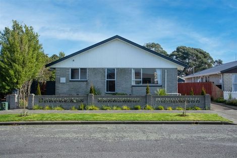 Photo of property in 1/17 Kuaka Crescent, Bromley, Christchurch, 8062