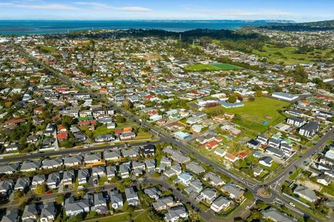 Photo of property in 26 Terracotta Drive, Blockhouse Bay, Auckland, 0600