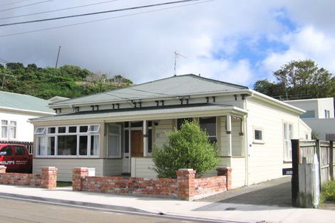 Photo of property in 12 Palm Grove, Berhampore, Wellington, 6023