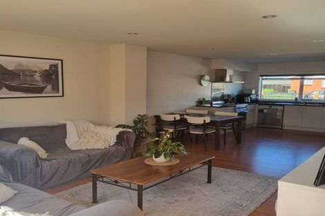 Photo of property in 1/1 June Place, Hamilton East, Hamilton, 3216