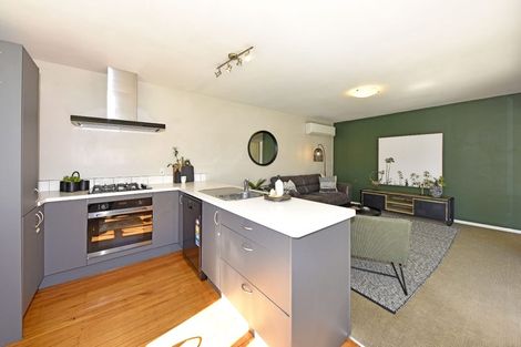 Photo of property in 21 Wildwood Avenue, Wainoni, Christchurch, 8061