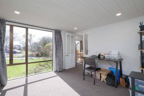 Photo of property in 31 O'connor Place, Burnside, Christchurch, 8053