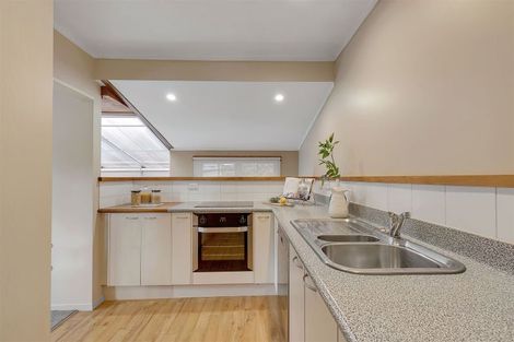 Photo of property in 27 Hicks Close, Whitby, Porirua, 5024