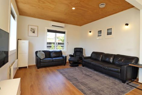 Photo of property in 22 Main Road, Maheno, Oamaru, 9495