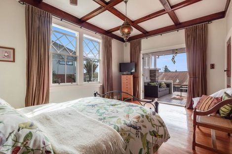 Photo of property in 366d Devonport Road, Tauranga South, Tauranga, 3112