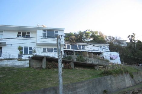 Photo of property in 42 Newport Terrace, Seatoun, Wellington, 6022