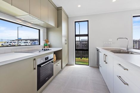 Photo of property in 65 Empire Crescent, Papamoa, 3118