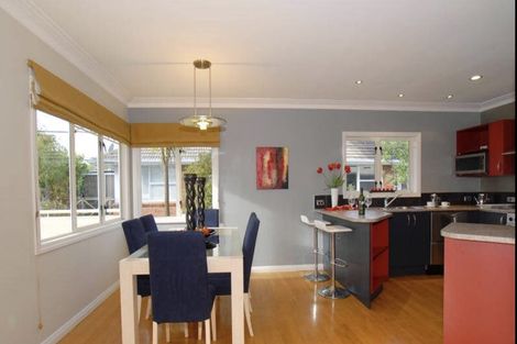 Photo of property in 32 Regent Street, Devonport, Auckland, 0624