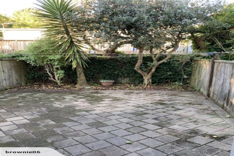 Photo of property in 7/21 Collins Avenue, Tawa, Wellington, 5028