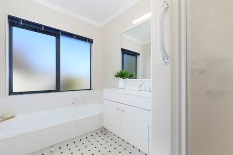 Photo of property in 168 Gloucester Road, Mount Maunganui, 3116