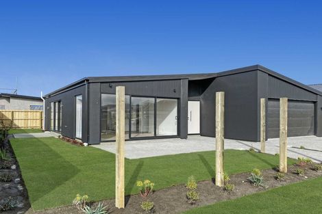 Photo of property in 46 Blakes Road, Belfast, Christchurch, 8051