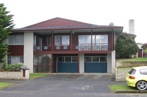 Photo of property in 23 Newcastle Street, Hokowhitu, Palmerston North, 4410