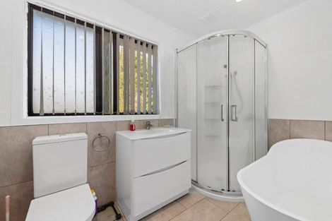 Photo of property in 11 Pandora Avenue, Sunnybrook, Rotorua, 3015