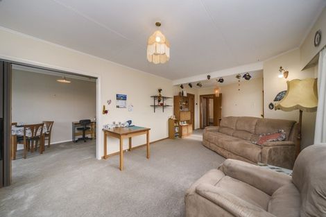 Photo of property in 7 Sinclair Avenue, Highbury, Palmerston North, 4412