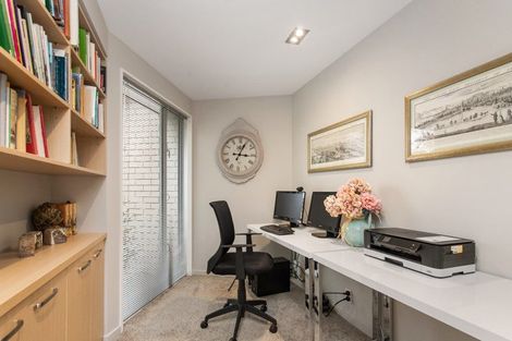 Photo of property in 112 Englefield Road, Northwood, Christchurch, 8051