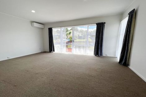 Photo of property in 2/2 Gretel Place, Hillcrest, Auckland, 0627