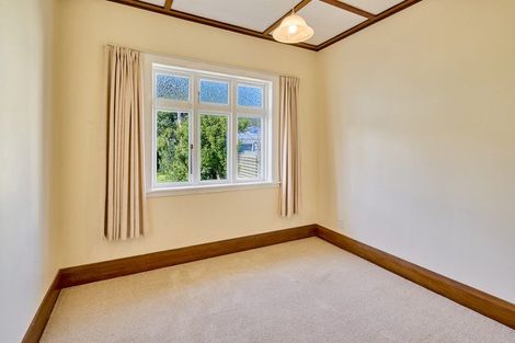 Photo of property in 29 Leighton Avenue, Waiwhetu, Lower Hutt, 5010