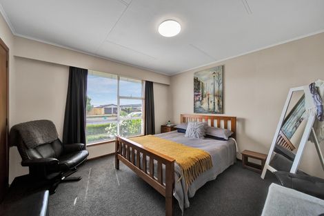 Photo of property in 14 Rimu Street, Hawera, 4610