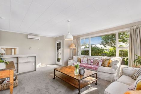 Photo of property in 2/13 Claremont Avenue, Papanui, Christchurch, 8053