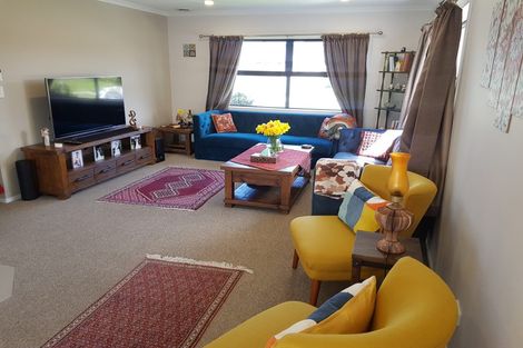 Photo of property in 8 Teafields Court, Huntington, Hamilton, 3210