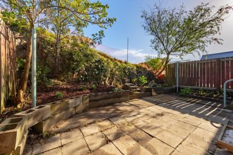 Photo of property in 2/3 Vella Street, Titahi Bay, Porirua, 5022