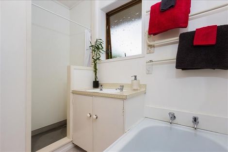 Photo of property in 7/33 Swanson Road, Henderson, Auckland, 0610