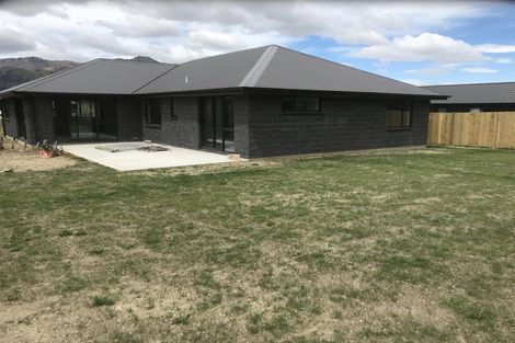 Photo of property in 9 Teal Place, Lake Hawea, 9382