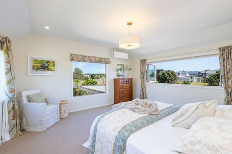 Photo of property in 2 Taumata Road, Omaha, Warkworth, 0986