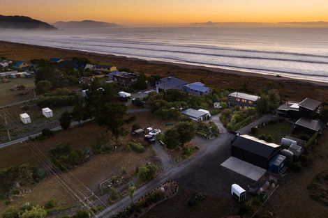 Photo of property in 114 Rarangi Beach Road, Rarangi, Blenheim, 7273