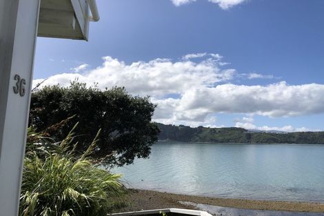 Photo of property in 36 Evans Bay Parade, Roseneath, Wellington, 6021